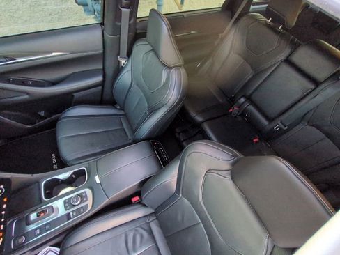 Used 2023 INFINITI QX60 Luxe w/ Cargo Package image 11