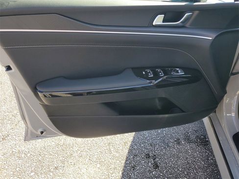 New 2026 Kia K5 GT-Line image 8