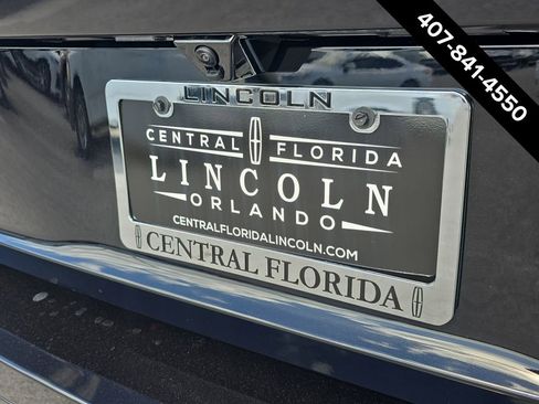 New 2026 Lincoln Navigator Reserve image 6