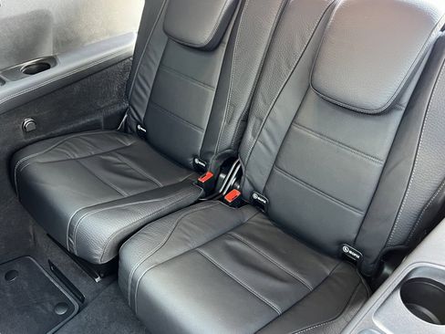 Used 2022 Mercedes-Benz GLS 580 4MATIC image 19