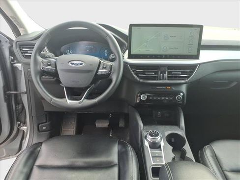 Used 2024 Ford Escape Platinum AWD/4WD image 32