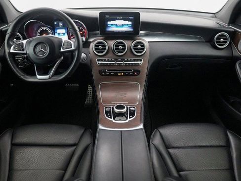 Used 2018 Mercedes-Benz GLC 300 4MATIC Coupe image 18