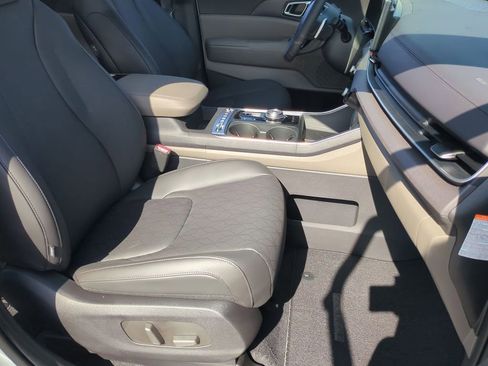 New 2026 Kia Carnival SX FWD image 28
