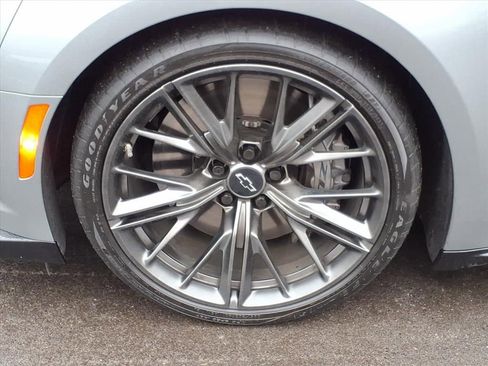 Used 2024 Chevrolet Camaro ZL1 image 9