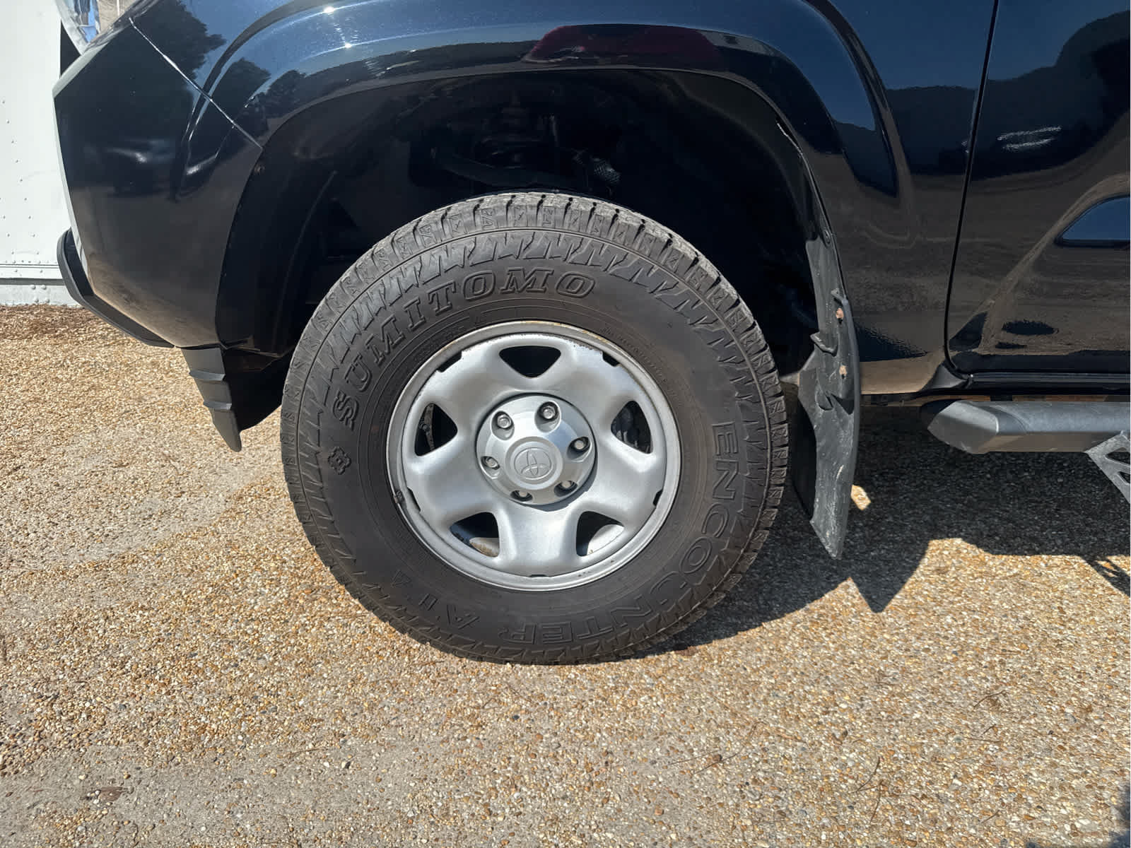 Used 2020 Toyota Tacoma SR AWD/4WD image 12