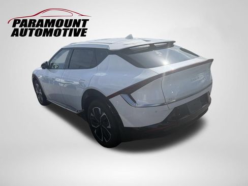 Used 2024 Kia EV6 Wind w/ Wind Technology Package RWD image 4