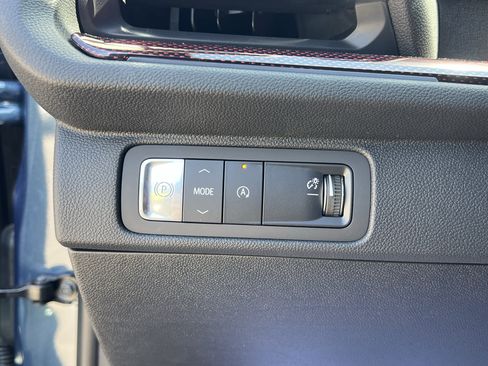 New 2026 Chevrolet Traverse RS FWD image 18