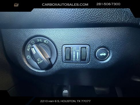 Used 2020 Dodge Challenger SXT w/ Blacktop Package RWD image 14