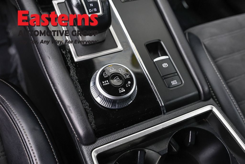 Used 2023 Mitsubishi Outlander SE AWD/4WD image 22