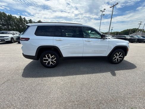 Certified 2025 Jeep Grand Cherokee L Limited AWD/4WD image 6