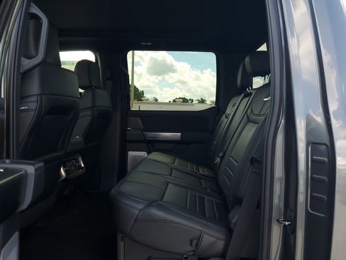 New 2026 Ford F450 Platinum w/ FX4 Off-Road Package image 10