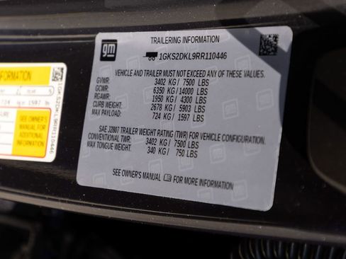 Used 2024 GMC Yukon Denali AWD/4WD image 16