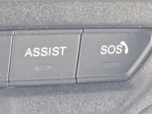 Used 2024 Jeep Wrangler Unlimited Sahara AWD/4WD image 7