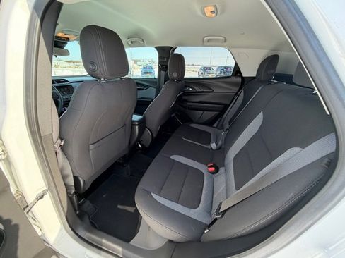 Used 2023 Chevrolet TrailBlazer LT image 19