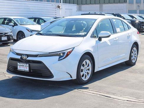 New 2026 Toyota Corolla LE image 3