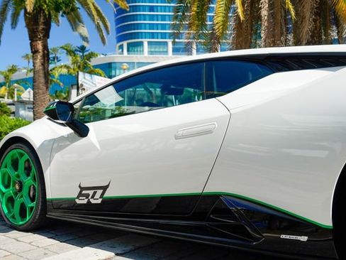 Used 2023 Lamborghini Huracan Tecnica RWD image 18