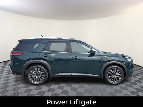 Certified 2023 Nissan Pathfinder SL w/ SL Premium Package image 10