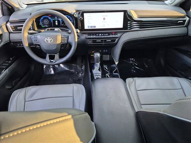 Used 2025 Toyota Camry XLE w/ Premium Plus Package FWD image 18