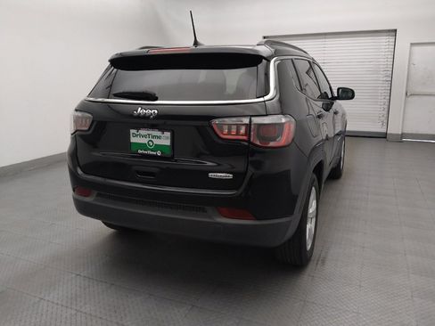 Used 2019 Jeep Compass Latitude w/ Popular Equipment Group FWD image 9
