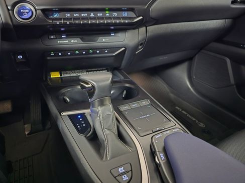 Used 2021 Lexus UX 250h w/ Premium Package AWD/4WD image 27