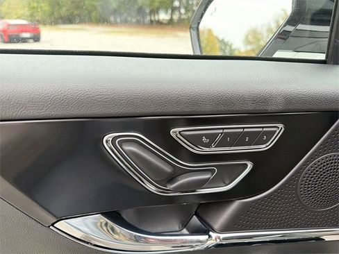 New 2026 Lincoln Corsair Premiere image 12