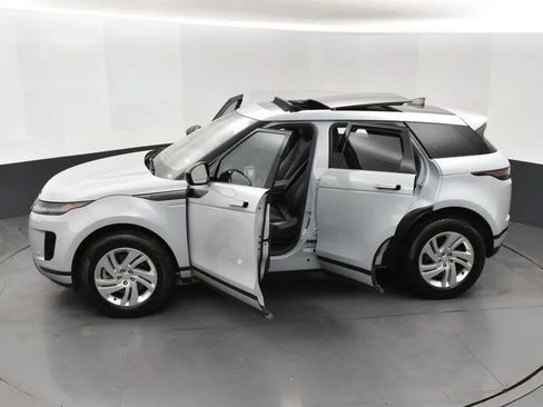 Used 2024 Land Rover Range Rover Evoque S AWD/4WD image 7