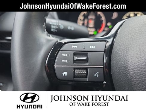 Used 2023 Honda HR-V EX-L image 24