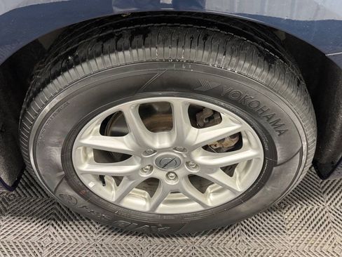 Used 2023 Chrysler Pacifica Touring-L FWD image 41