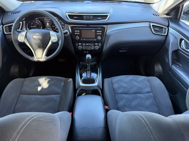 Used 2016 Nissan Rogue SV AWD/4WD image 26