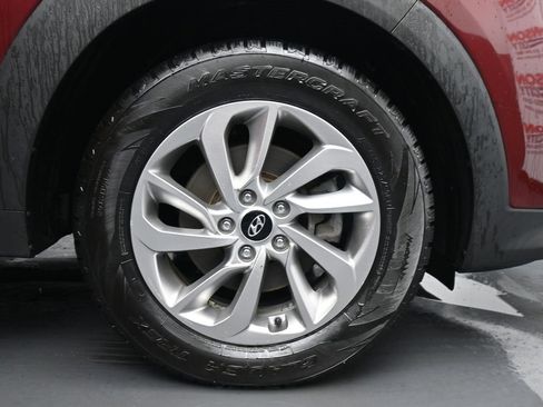 Used 2018 Hyundai Tucson SEL image 11