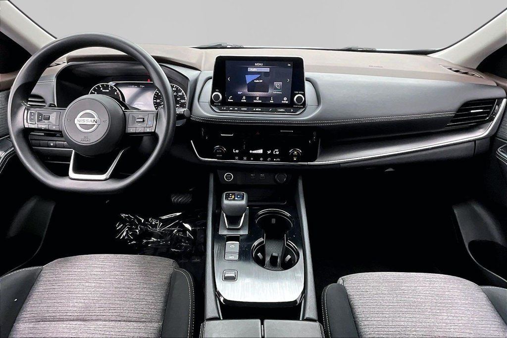 Used 2021 Nissan Rogue SV FWD image 16