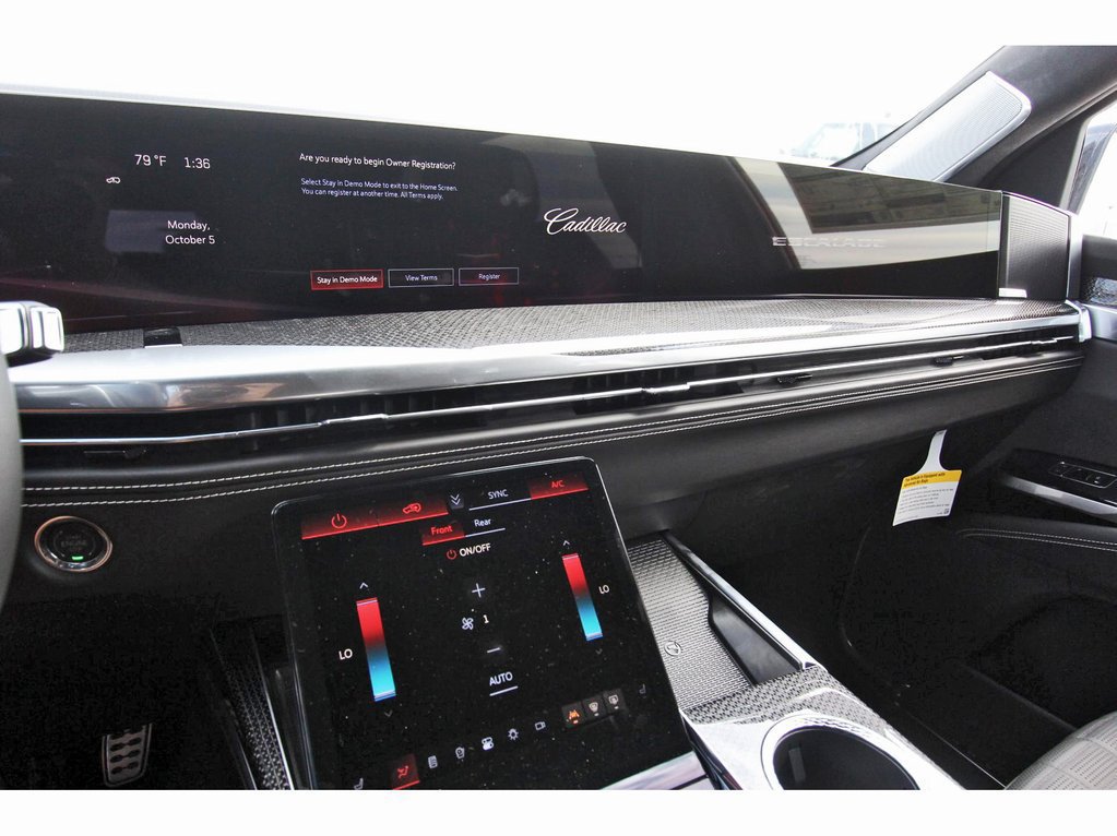 New 2026 Cadillac Escalade V w/ LPO, ONYX Package AWD/4WD image 17