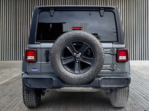 Used 2021 Jeep Wrangler Unlimited Sport image 4