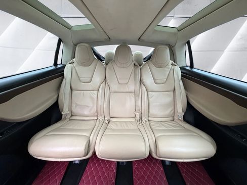 Used 2017 Tesla Model X 75D image 18