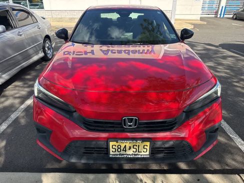 Used 2023 Honda Civic Sport image 5