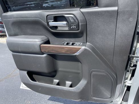 Used 2019 GMC Sierra 1500 SLT w/ SLT Premium Package AWD/4WD image 20