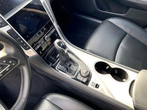 Used 2021 INFINITI Q50 Luxe image 17