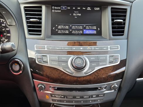 Used 2017 INFINITI QX60 FWD w/ Deluxe Technology Package image 19