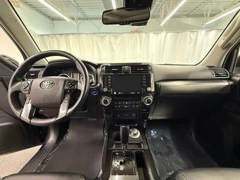 Certified 2021 Toyota 4Runner Nightshade AWD/4WD image 18
