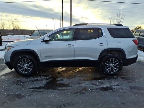 Used 2019 GMC Acadia SLT image 4