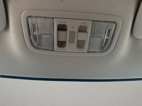 Used 2017 Honda HR-V EX image 15