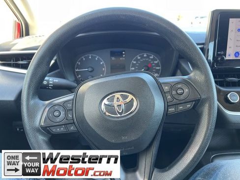 Used 2023 Toyota Corolla LE image 11