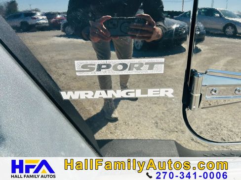 Used 2011 Jeep Wrangler Sport image 23