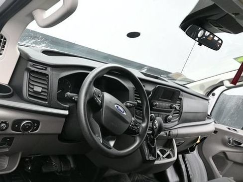 Used 2025 Ford Transit 250 Low Roof w/ Exterior Upgrade Package RWD image 23