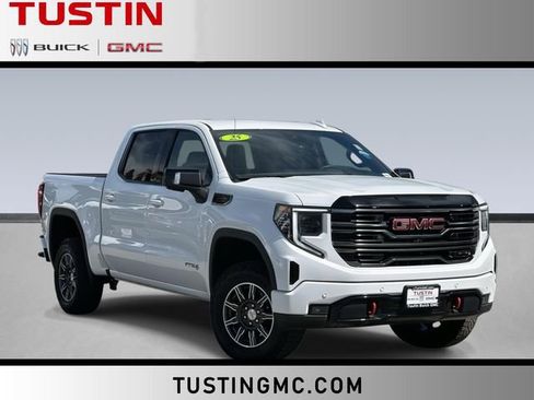Used 2025 GMC Sierra 1500 AT4 image 1