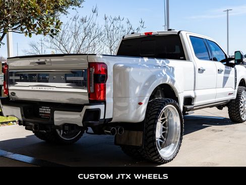 Used 2024 Ford F350 Limited w/ FX4 Off-Road Package image 9