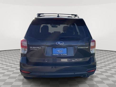 Used 2018 Subaru Forester 2.5i Touring image 6