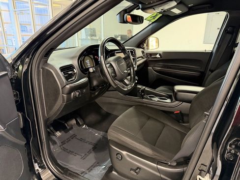 Used 2023 Dodge Durango GT image 7