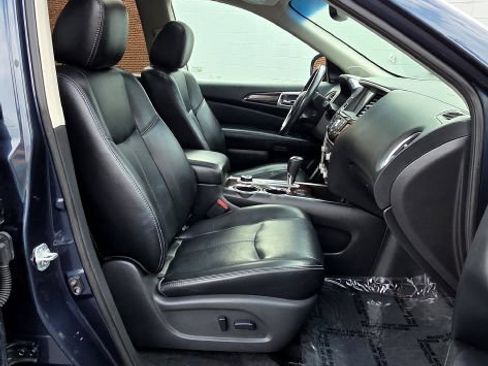 Used 2015 Nissan Pathfinder SL AWD/4WD image 12