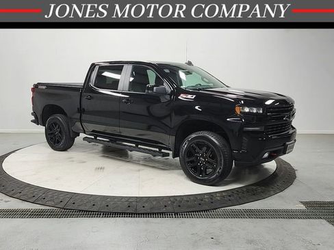 Used 2022 Chevrolet Silverado 1500 LT Trail Boss w/ Bed Protection Package AWD/4WD image 1